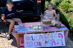 Cake-sale-girls