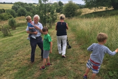 SHN-Nature-walk-family