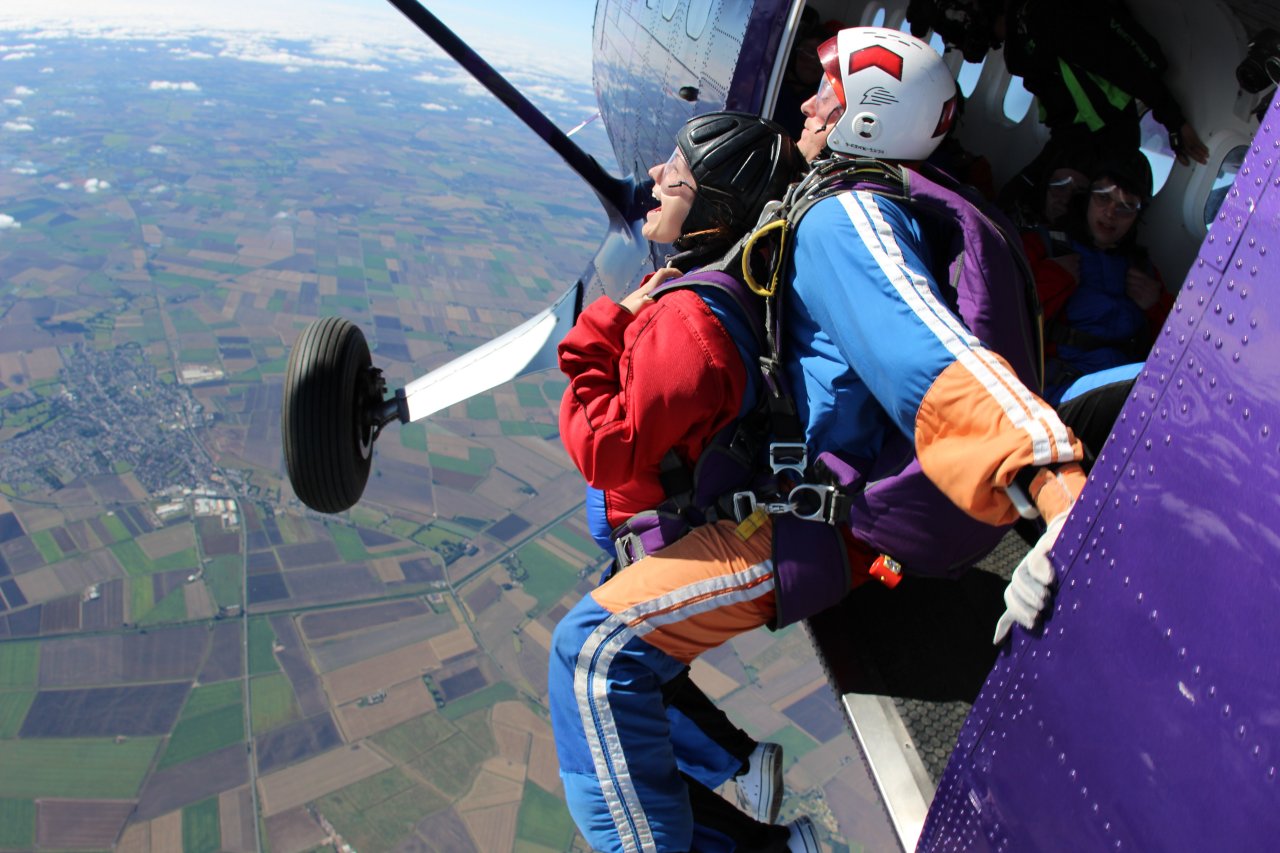 Skydive2