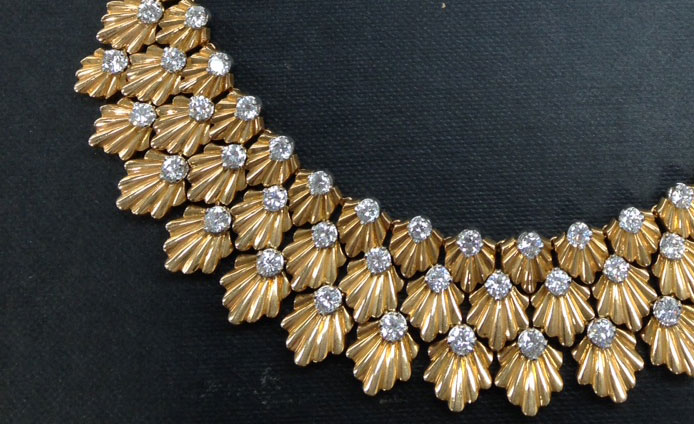Auction-necklaceFImage